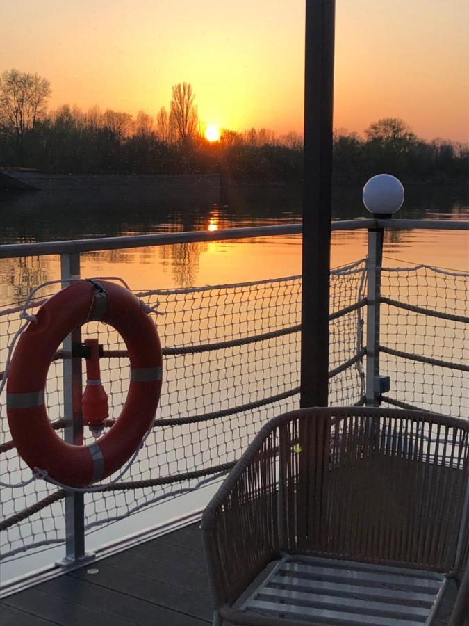 SeineHouse - Maison flottante  Vaux-Sur-Seine Esterno foto